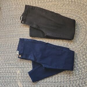 Bundle of‎ jeans 2 pairs navy Blue and black jeans women's garage